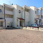 Malerisches Apartment Mit Mediterranem Garten - Nur 450 Meter Zum Strand