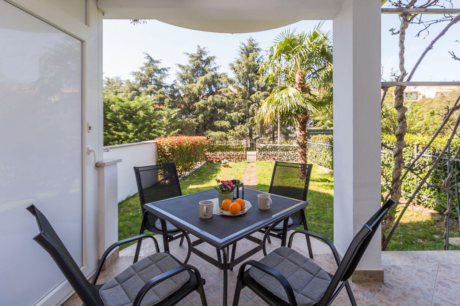 Malerisches Mit Mediterranem Garten - Nur 450 Meter Zum Apartment *