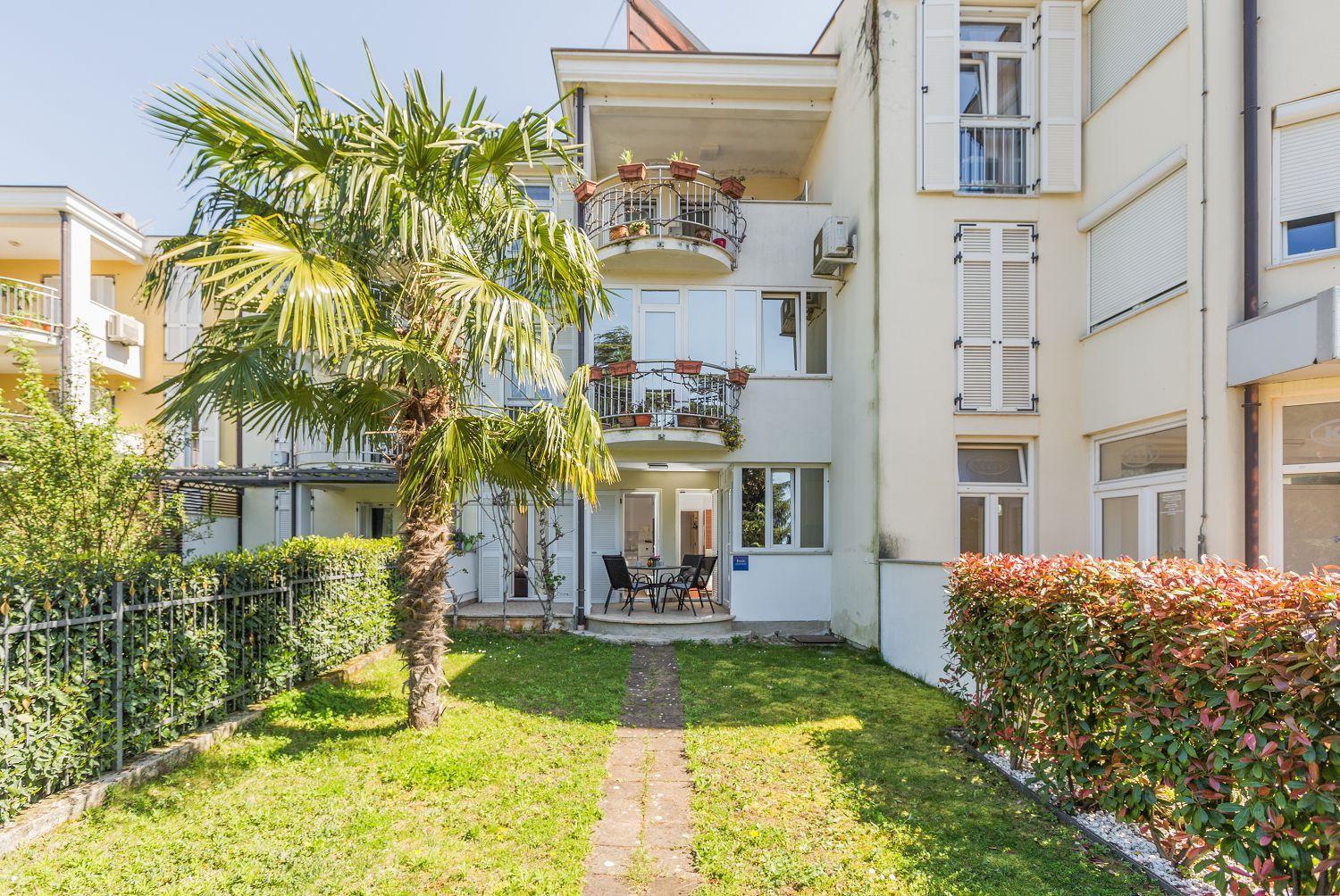 Malerisches Mit Mediterranem Garten - Nur 450 Meter Zum Apartment *